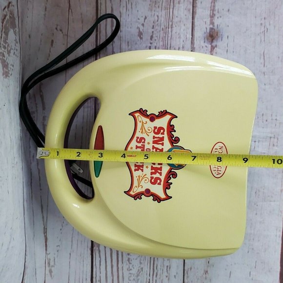 Intertek Nostalgia 120Vac Electrics SOS-600 Snacks On A Stick Maker - Picture 10 of 12